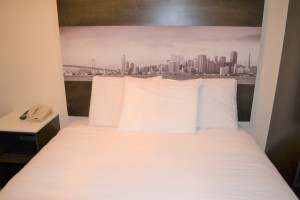 Inn on Folsom - Queen Bed